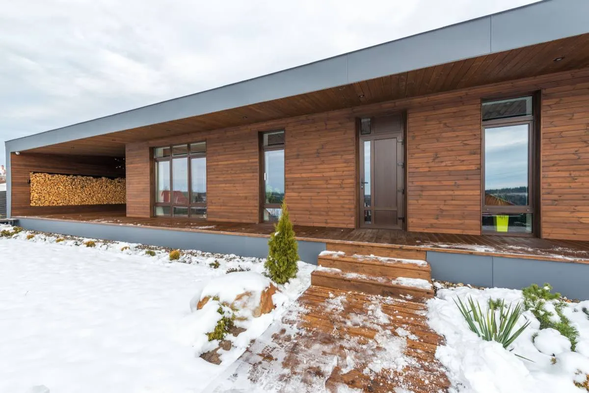 Double-Hung and Single-Hung Windows in Des Moines, IA